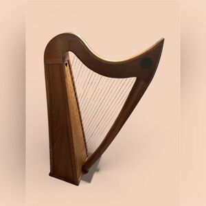 Elegant Stony End Wooden Harp
